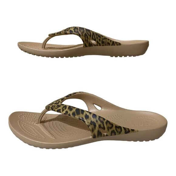 NWOT CROCS Iconic Comfort Leopard Flip Flops - Picture 5 of 8